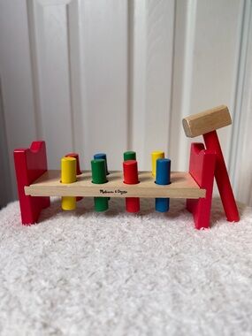Melissa & Doug Deluxe Wooden Pound-a-Peg 2 + Years